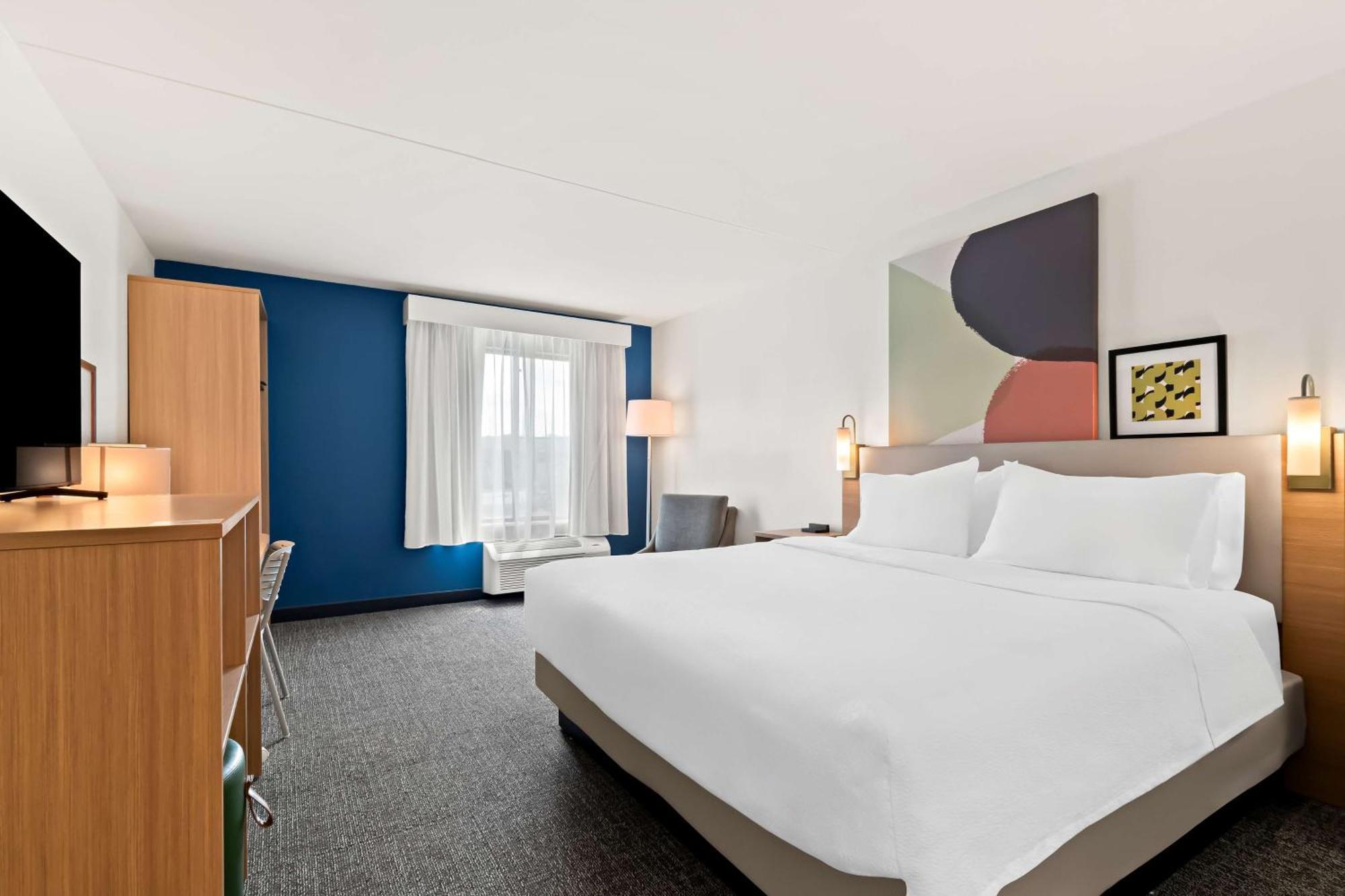 Spark By Hilton Hummelstown Hotel