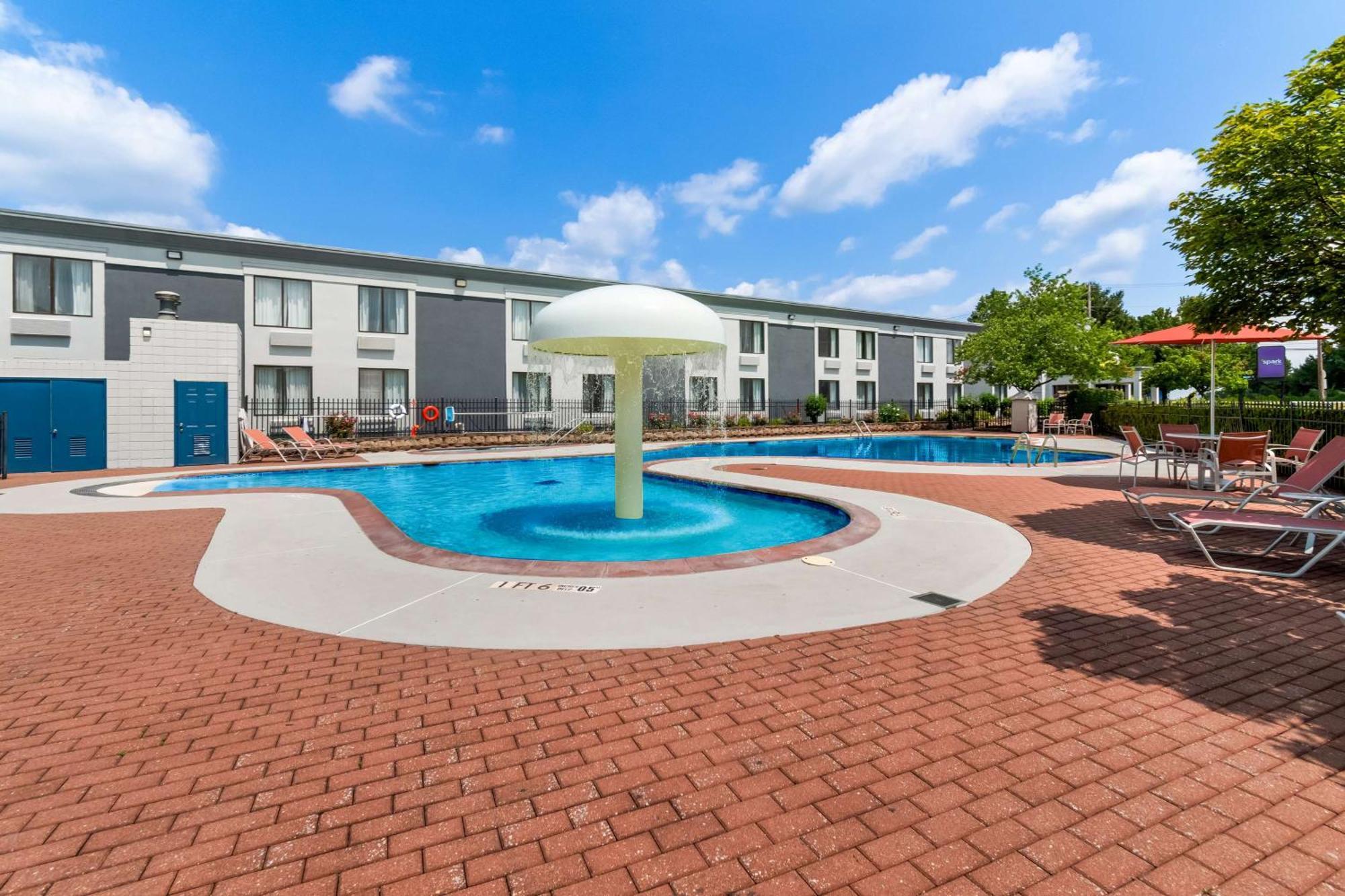 Spark By Hilton Hummelstown 3*
